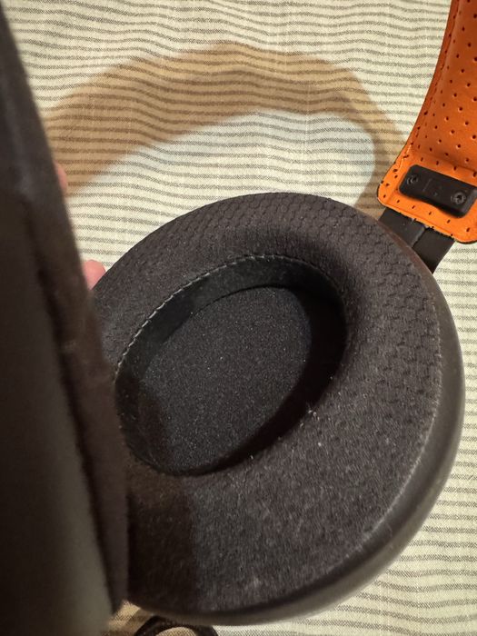 Слушалки Cougar phantom pro prix