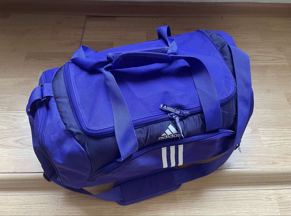 Geanta sport Adidas pt voiaj/transport/sala