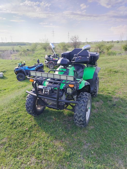 Vînd linhai300 4x4
