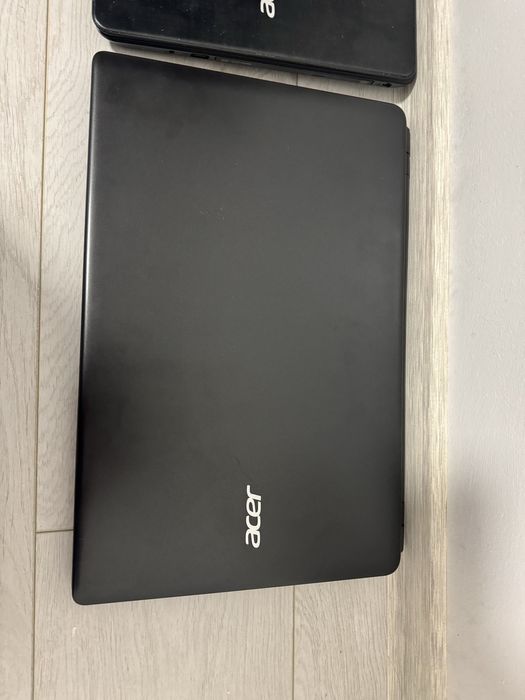 Laptop Acer Aspire E1-570G