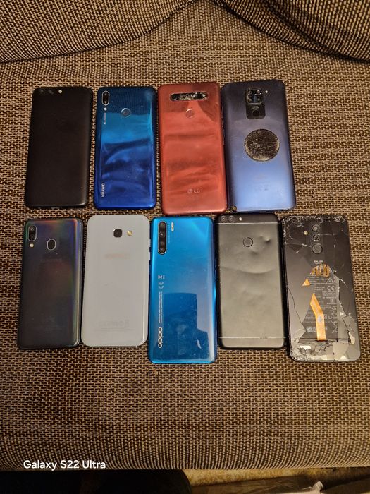 Lot telefoane pentru piese sau reparatie 25 lei bucata ecrane sparte