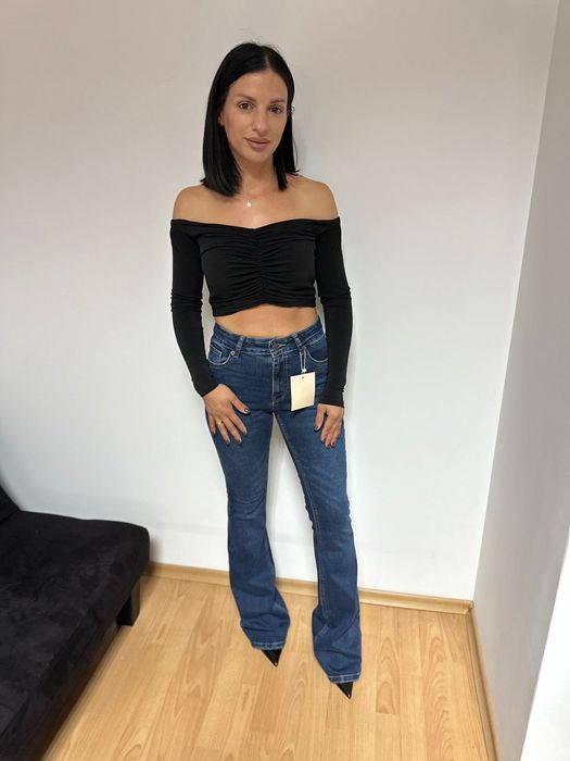 Дънки 2 цвята - от 34 до 40 номер