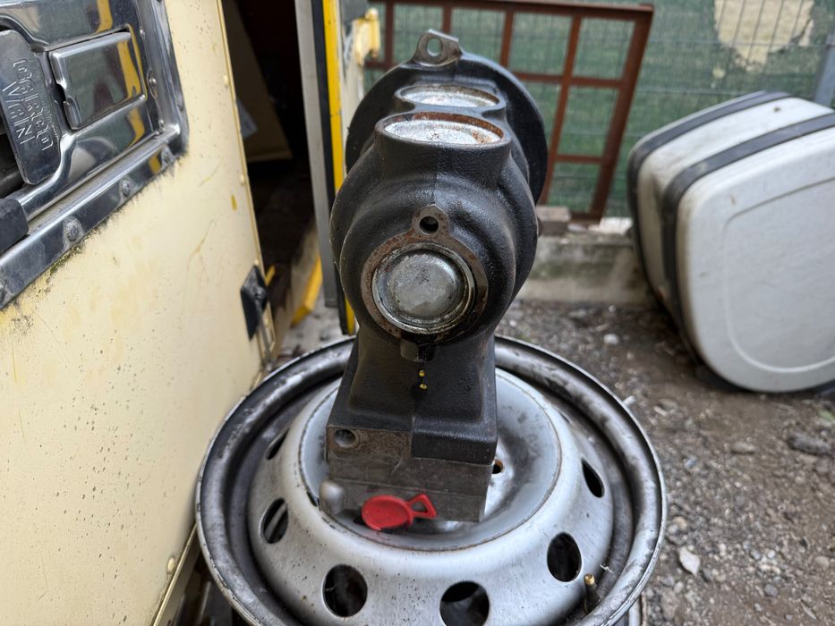 Компресор въздушен двуцилиндров PREMIUM II TR/PR, KERAX /DXI, MAGNUM