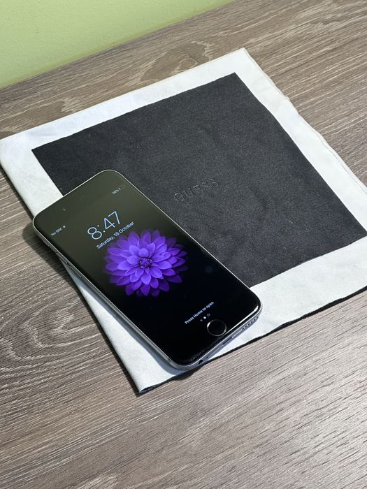 Apple iPhone 6, Space Gray, 16 GB
