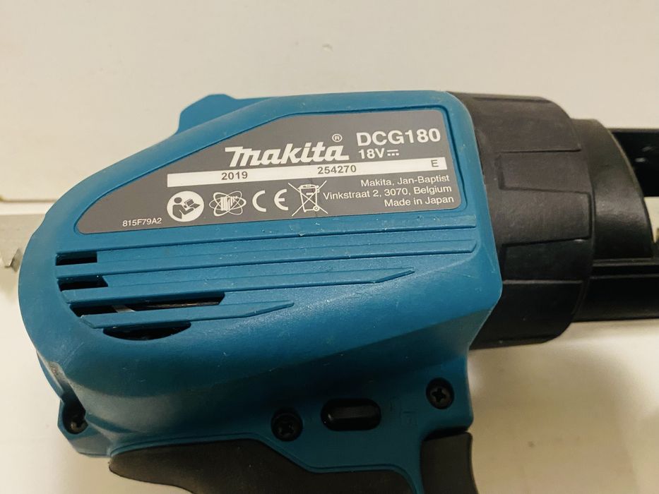 Makita pistol de silicon