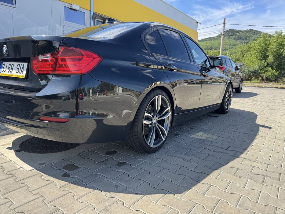 Bmw f30 sport 8+1 harman kardon 2012 235k km