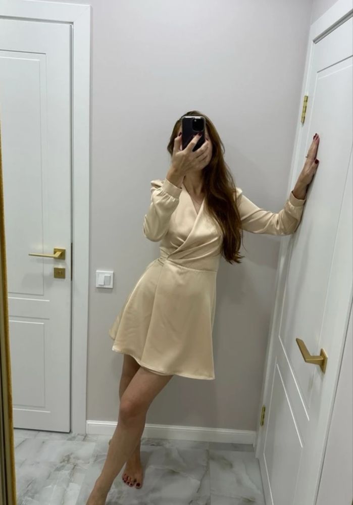 Продам женскую одежду в отличном состояние