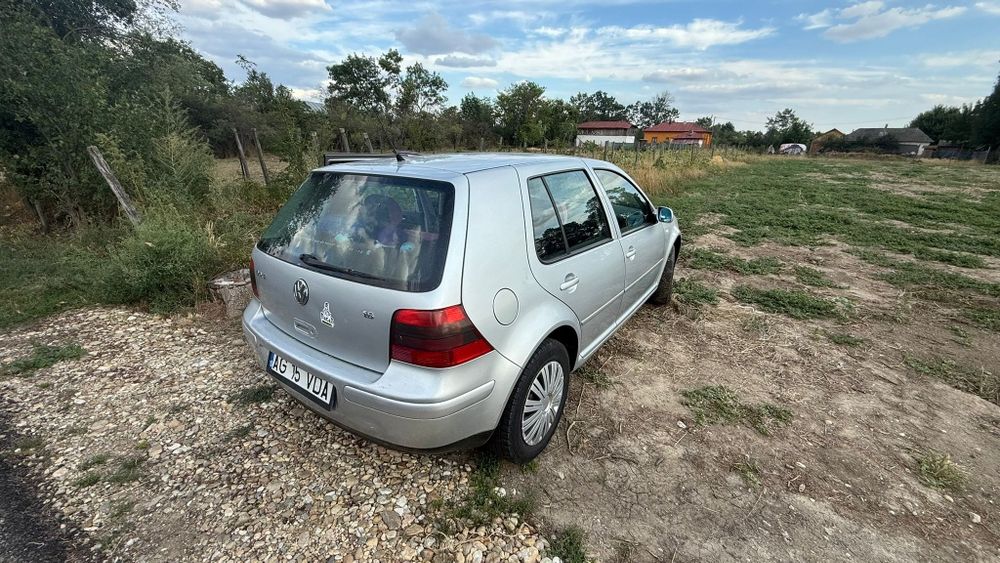 Volkswagen Golf 4 - 1.6 Benzină, 2002