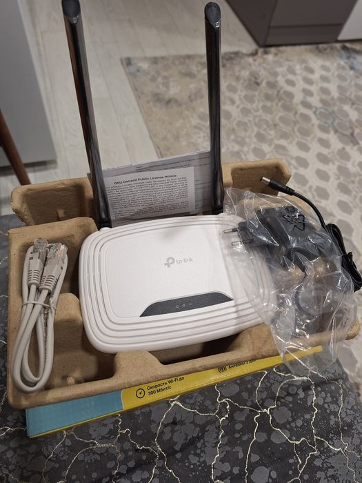 Продается WI-FI  роутер новый за 10 000 тенге.