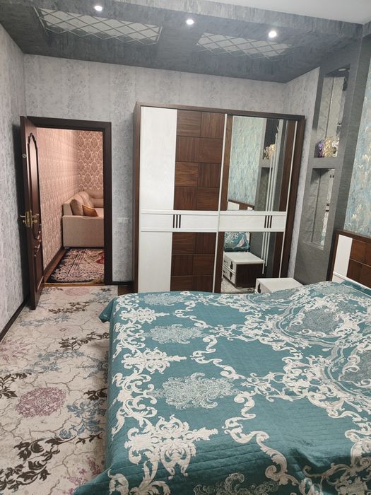 Chilonzor 17 kvartal "Al Xorazmiy" krugi yonida kvartira