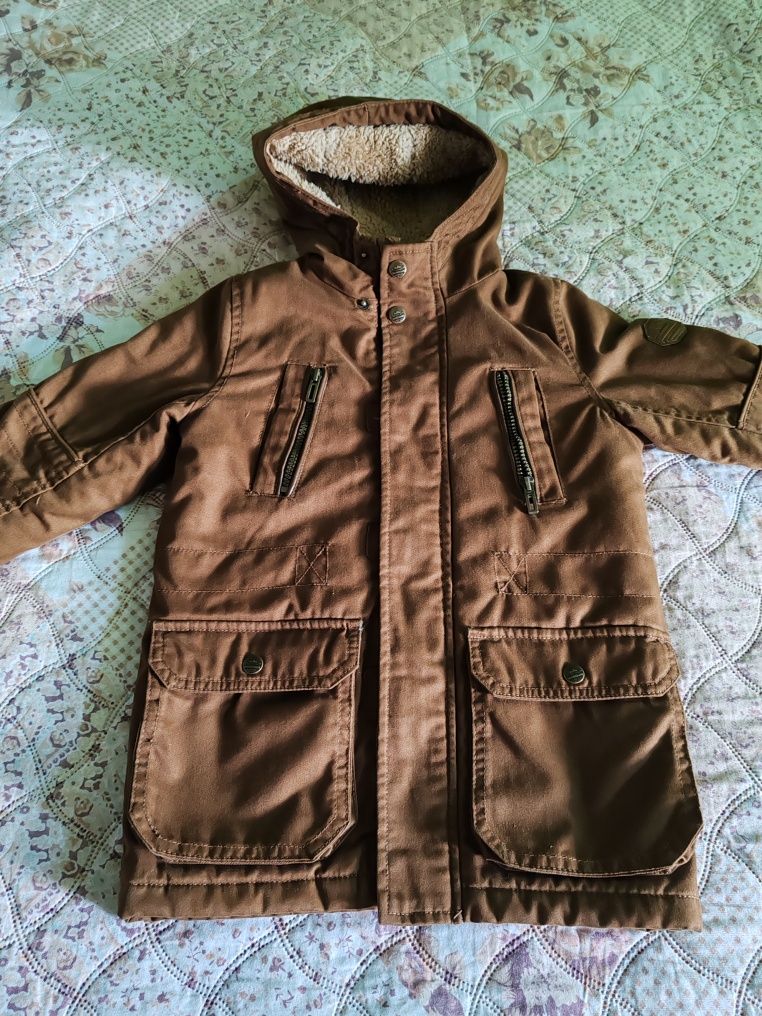 Зимно яке LC Waikiki 5-6 г