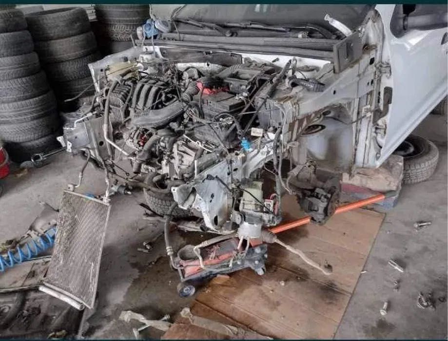 Vopsitorie și tinichigerie auto