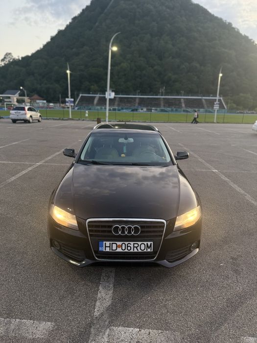 Vând audi a4 b8 2010