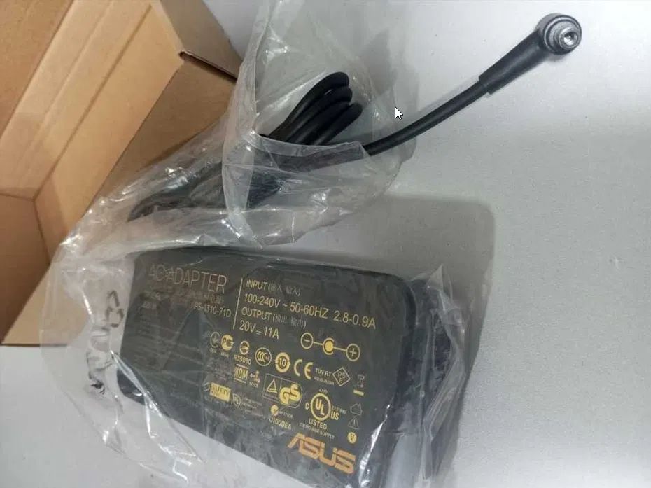 на игровой ноутбук Асус зарядка блок питания