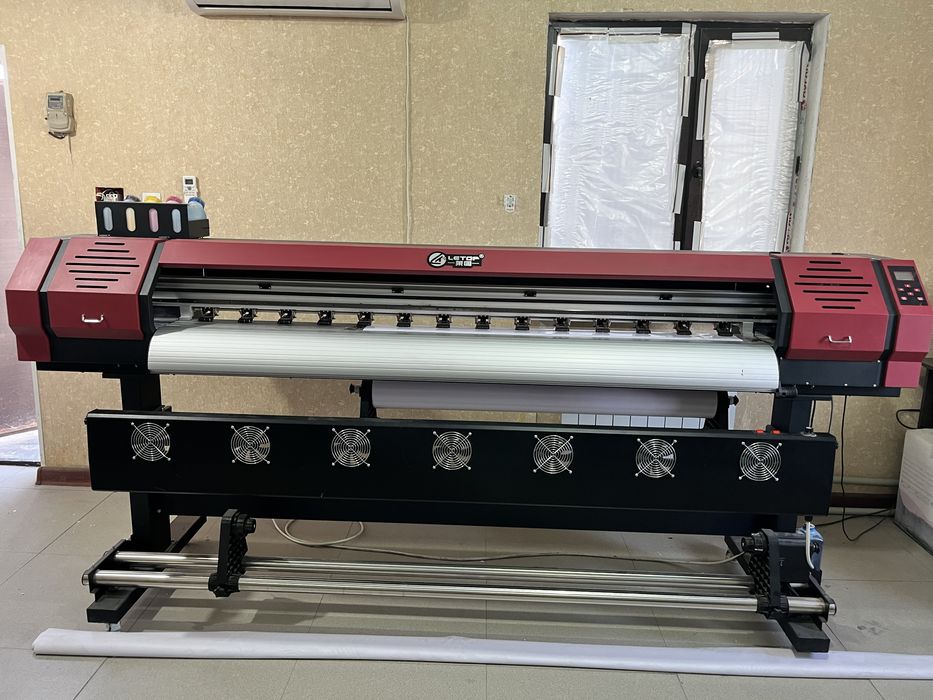 Широкоформатный принтер Летоп в комплекте компьютер и холодный ламинат