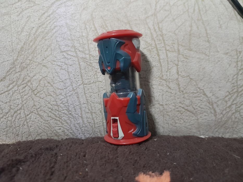 монсуно острохлест