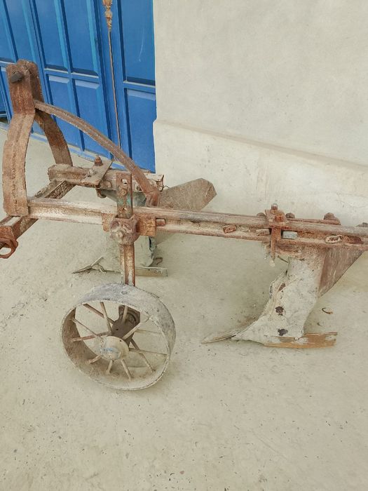 28 Traktor Qishloq xo'jaligi texnikasi