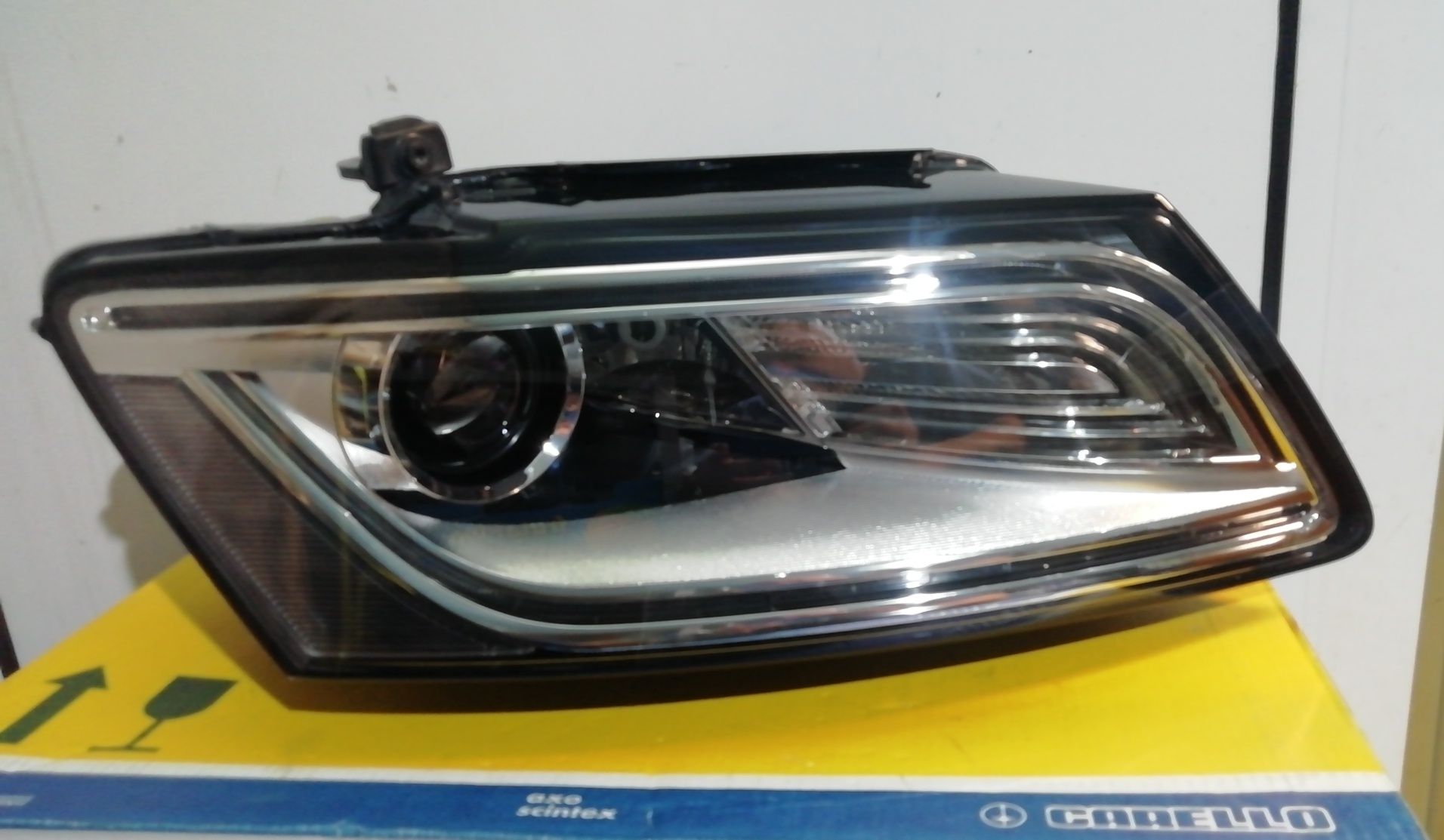 Фар Фарове за Audi Q5 / Ауди Кю5 AFS Bi-Xenon Facelift.
