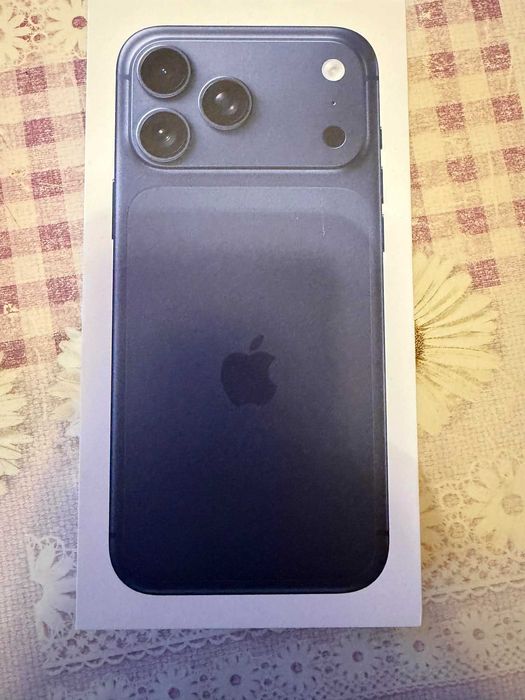 Iphone 17 Pro Max 512GB с гаранция