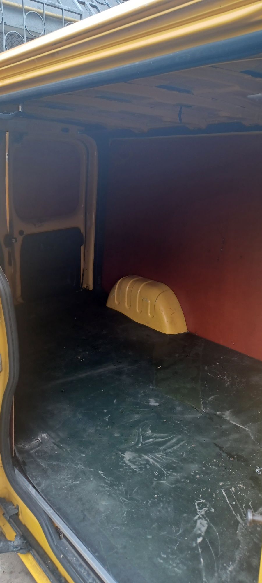 Transport marfa bagaje relocari mutari