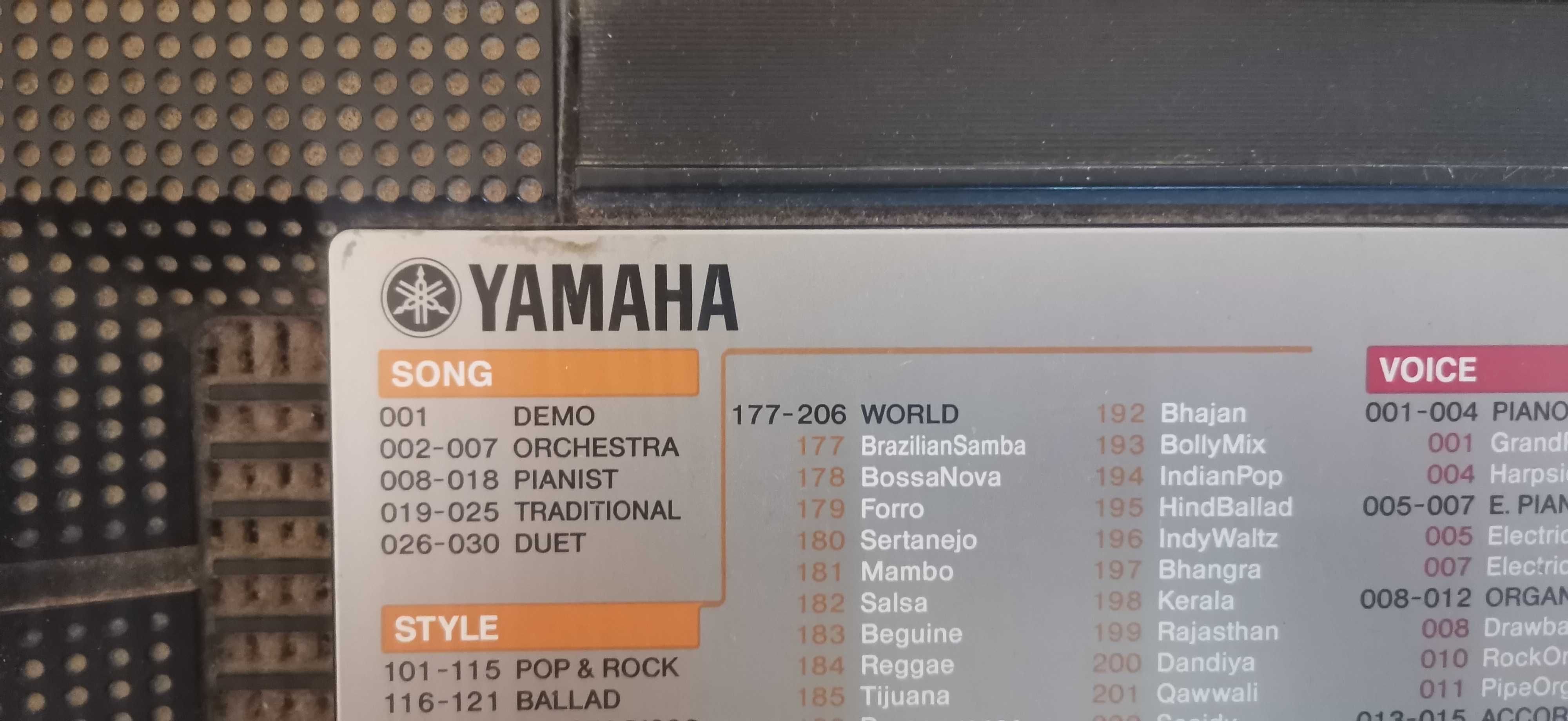 Pian Yamaha F50 (orga)