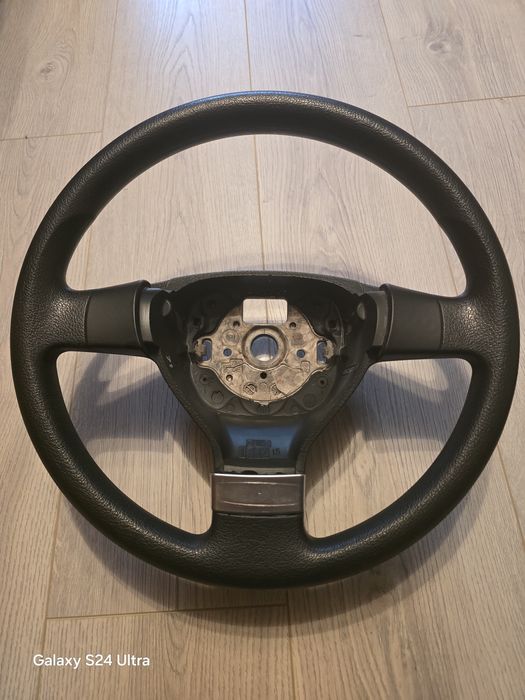 Volan Golf 5 + calculator + cablu airbag