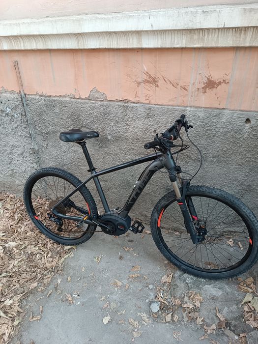 Продаю CUBE REACTION 400 электровеалосипед проктический новый.