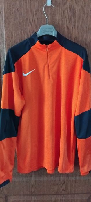 Рашгард,одежда для фитнеса и спорта Nike. р.L