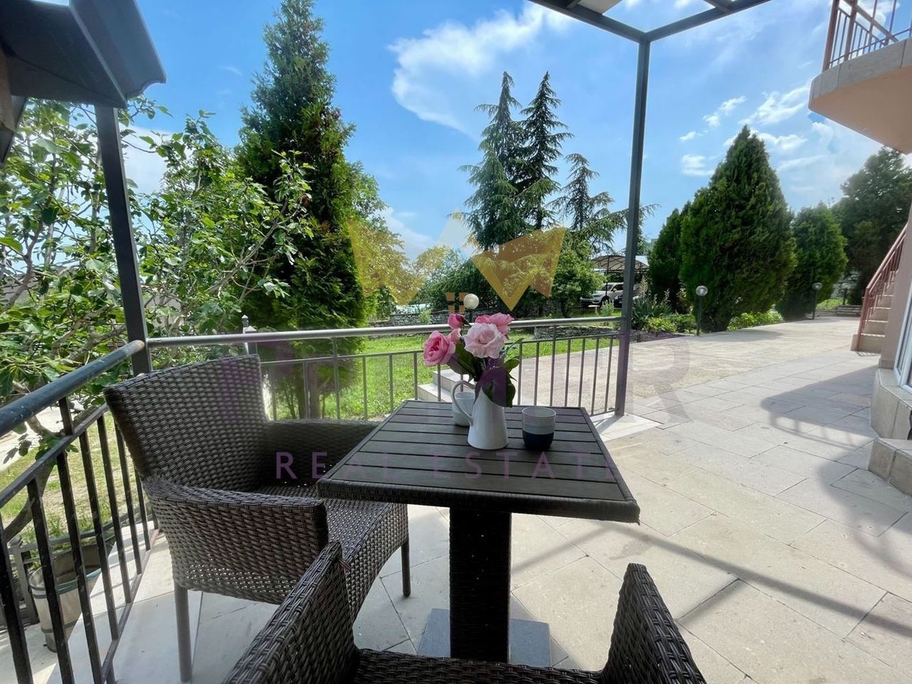 Дава се под наем Къща в Варна, м-т Акчелар - 110 кв.м за 950 € - Снимка #12