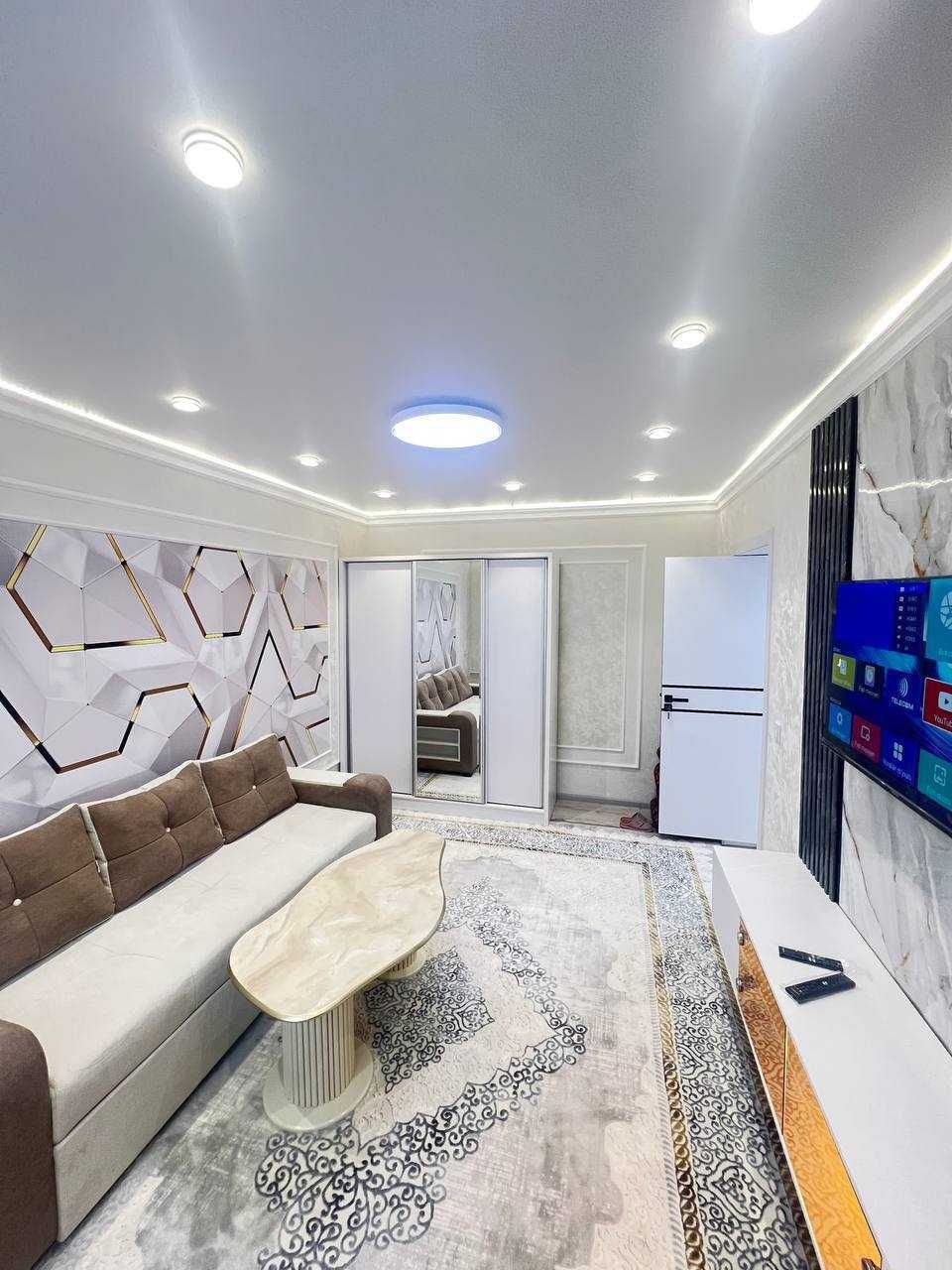 V525 ПРОДАЕТСЯ квартира САЛАМАТИНА 1в2/3/5 28м2