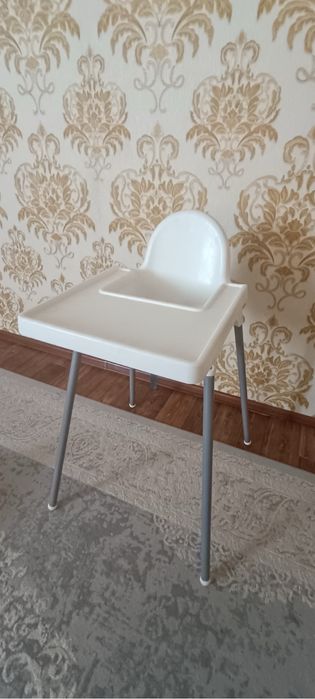 Детский стол для кормления