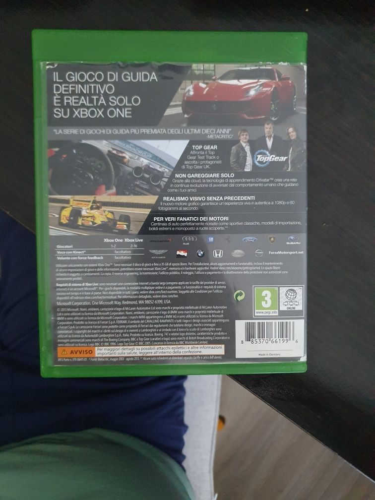 Schimb sau vand Forza Motorsport 5 cu usor defect