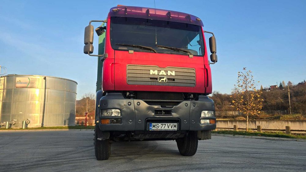 Man Forestier cu macara Epsilon