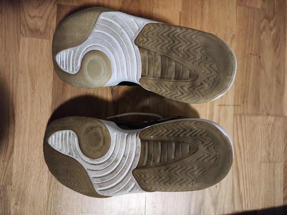 Jordan Max Aura  lucios