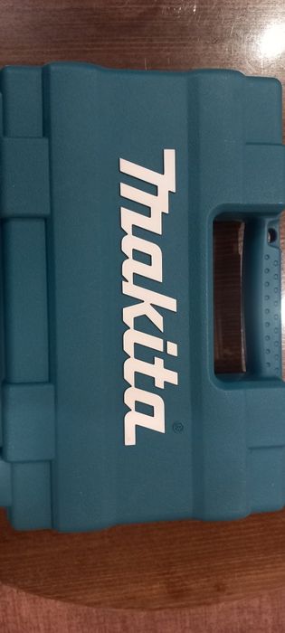 Акумулаторна отвертка Makitta