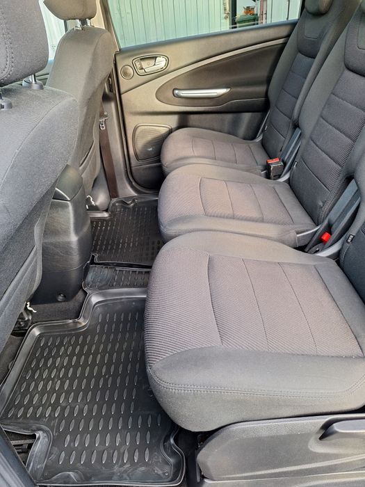 Vand ford s max titanium