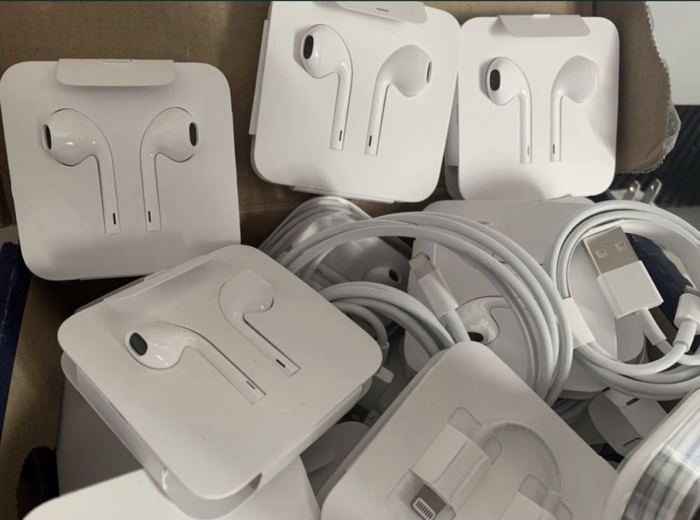 Apple EarPods Lighting Продам оригинал наушник