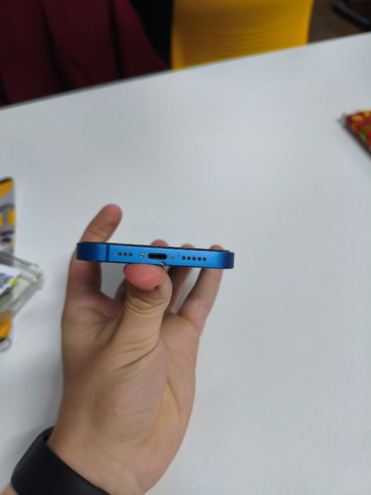 Iphone 13 с коробкой