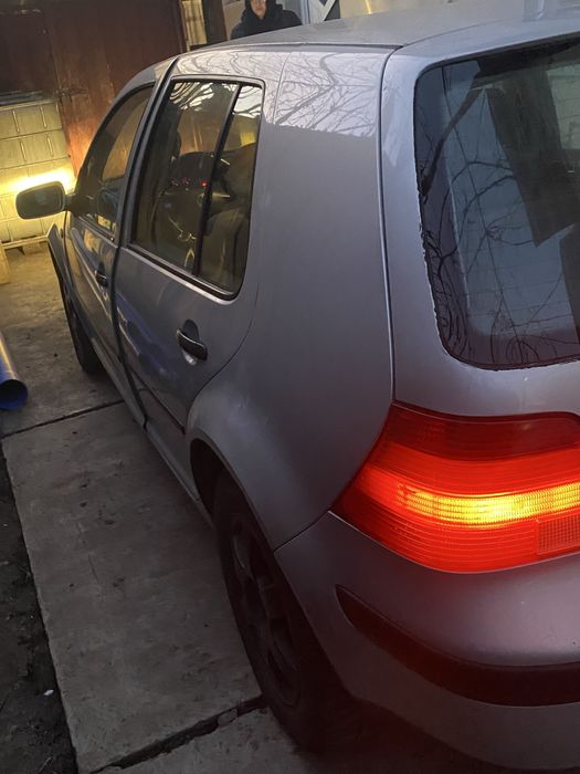 Volkswagen golf 4
