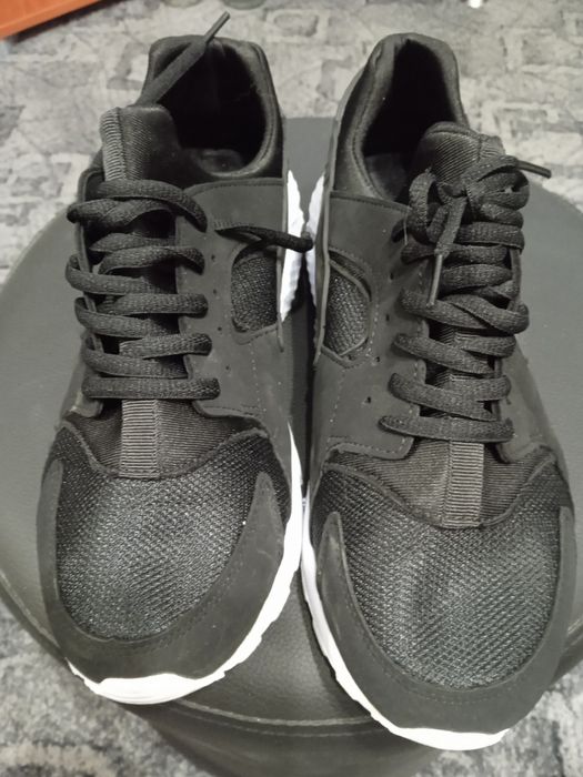 Дамски обувки маратонки