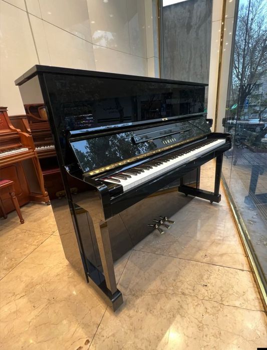 Yamaha U1 kafolati bilan