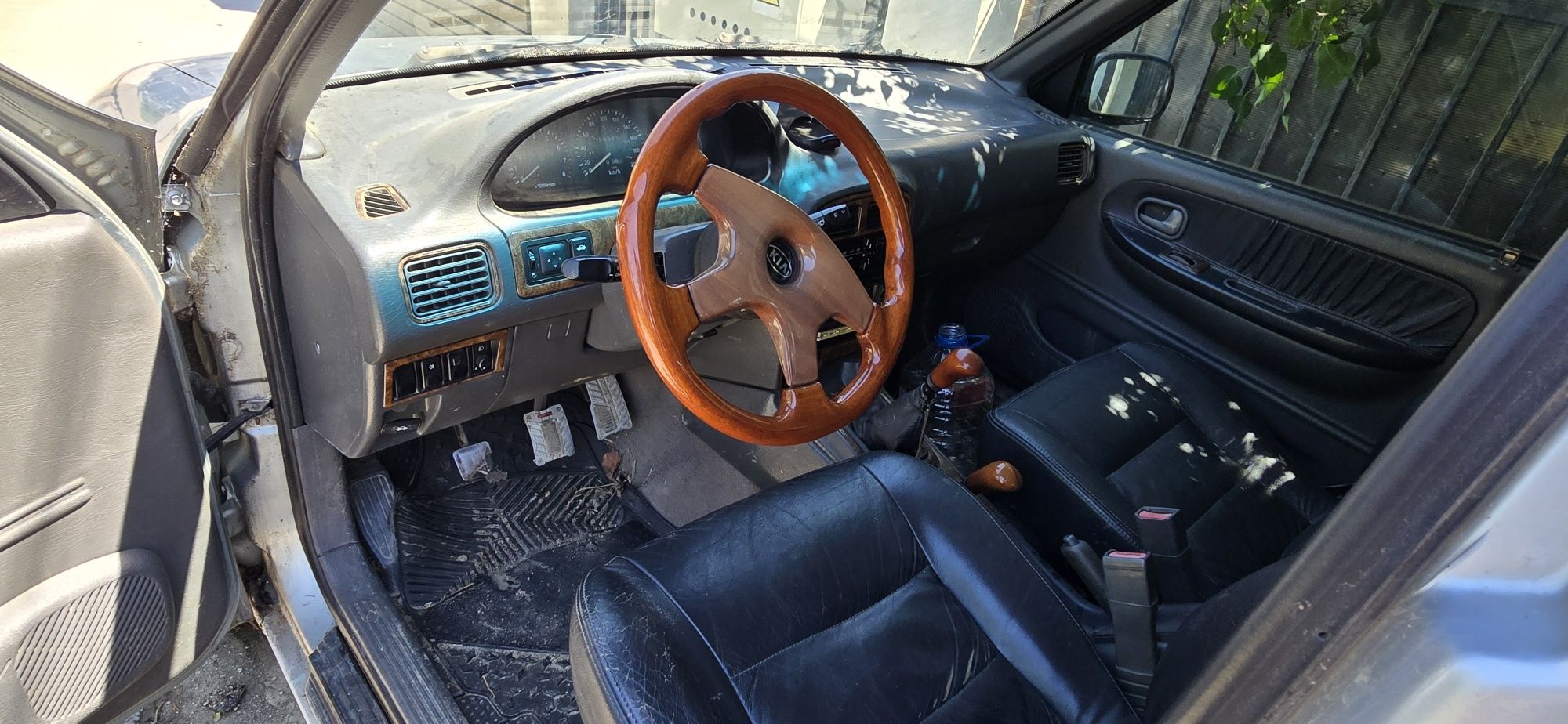 Vând Kia sportage