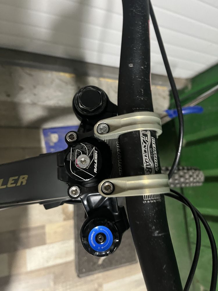 Rockshox boxxer 2017 carger