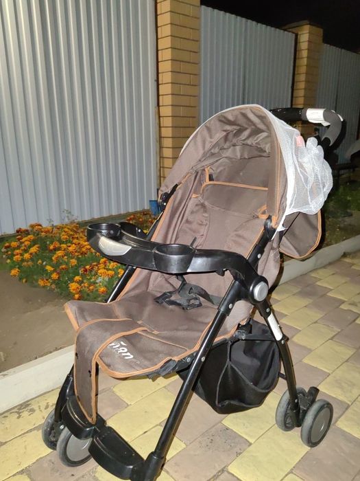 Продам детскую коляску