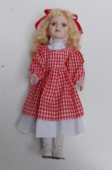 ТОП ОФЕРТА  Немска Порцеланова кукла ,ръчно рисувана.