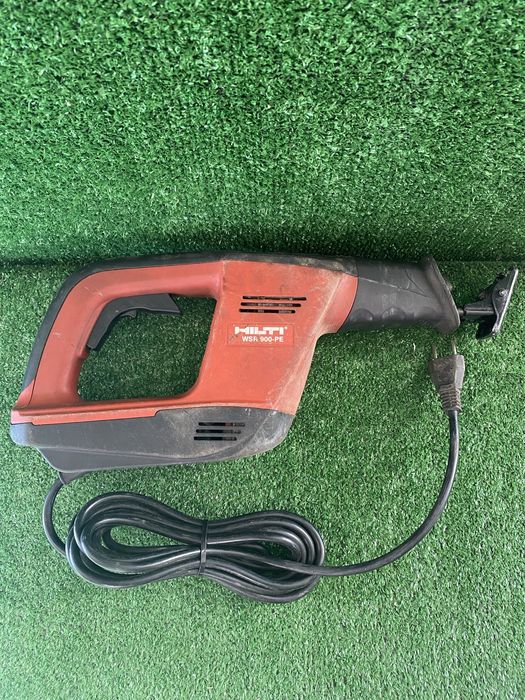 Саблен трион с регулаж на оборотите Hilti WSR 900-PE