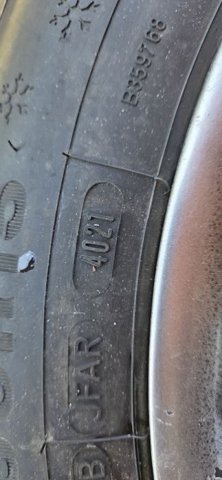 RS DESING джанти със зимни гуми 195/60/15 6,5Jх15 ЕТ38 4x100 цо 63,4