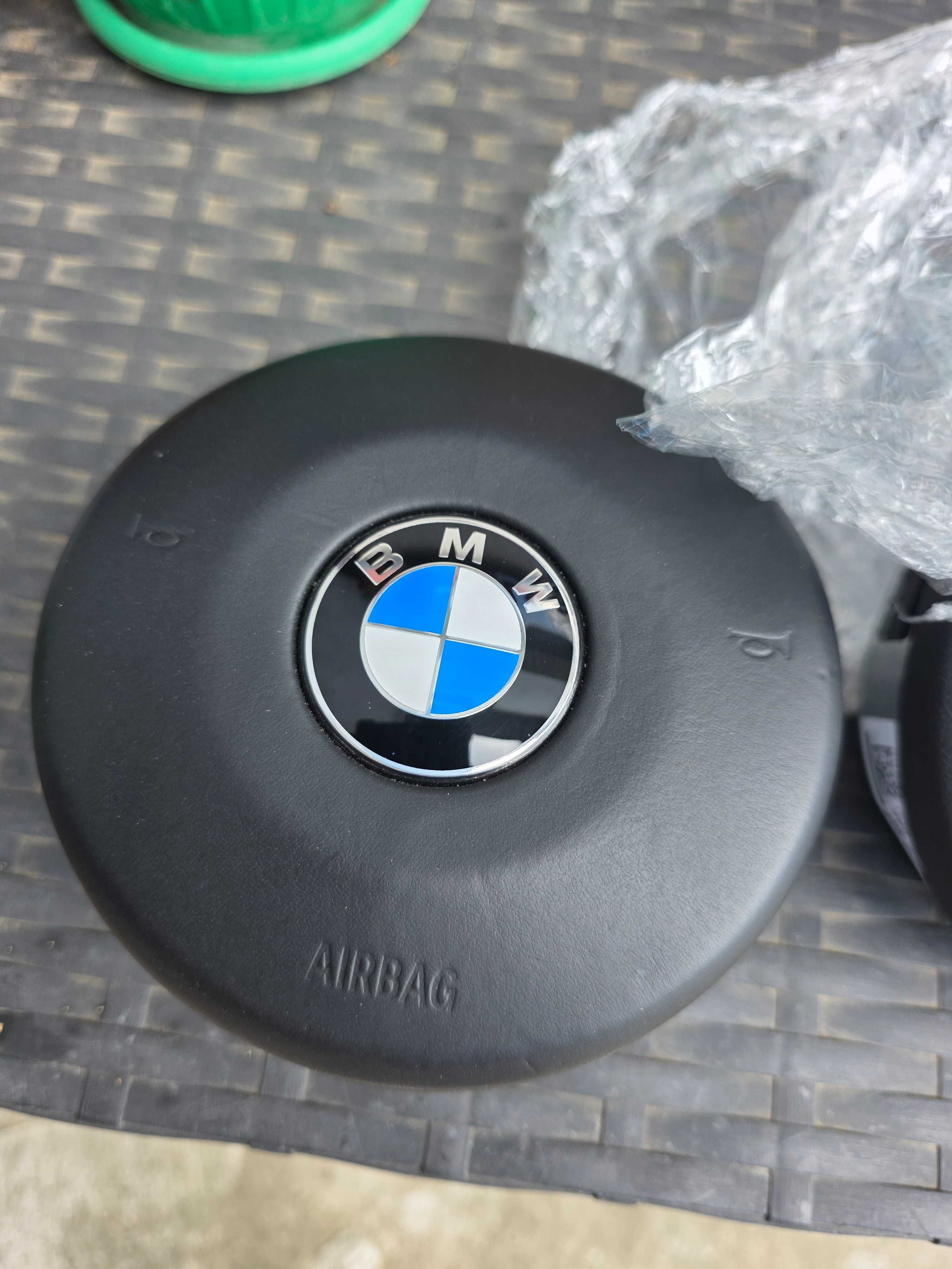 Продавам въздушна възглавница за волан BMW m f30 f15 f10 f25 f01 f48