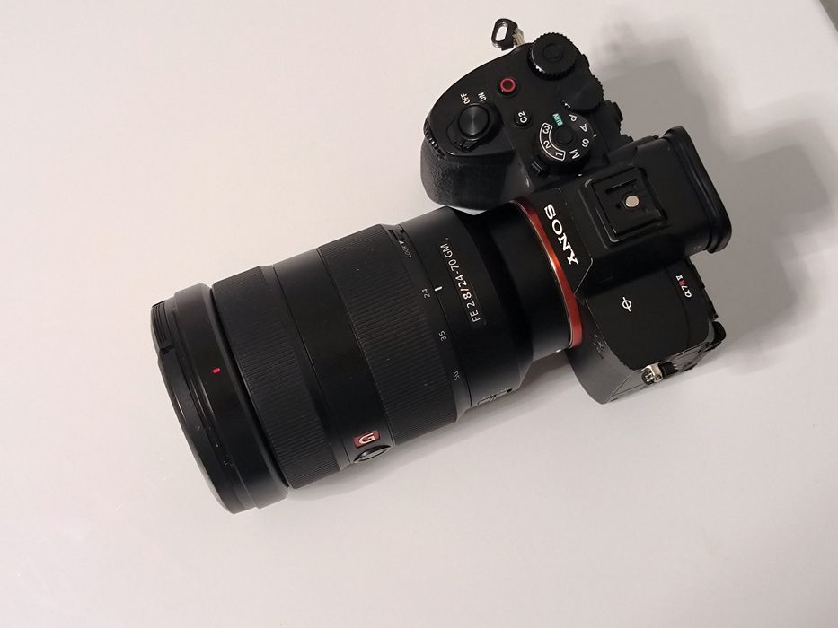 Vând Sony A7rV / A7r V / A7r5 - Sony 24-70 F 2.8 G