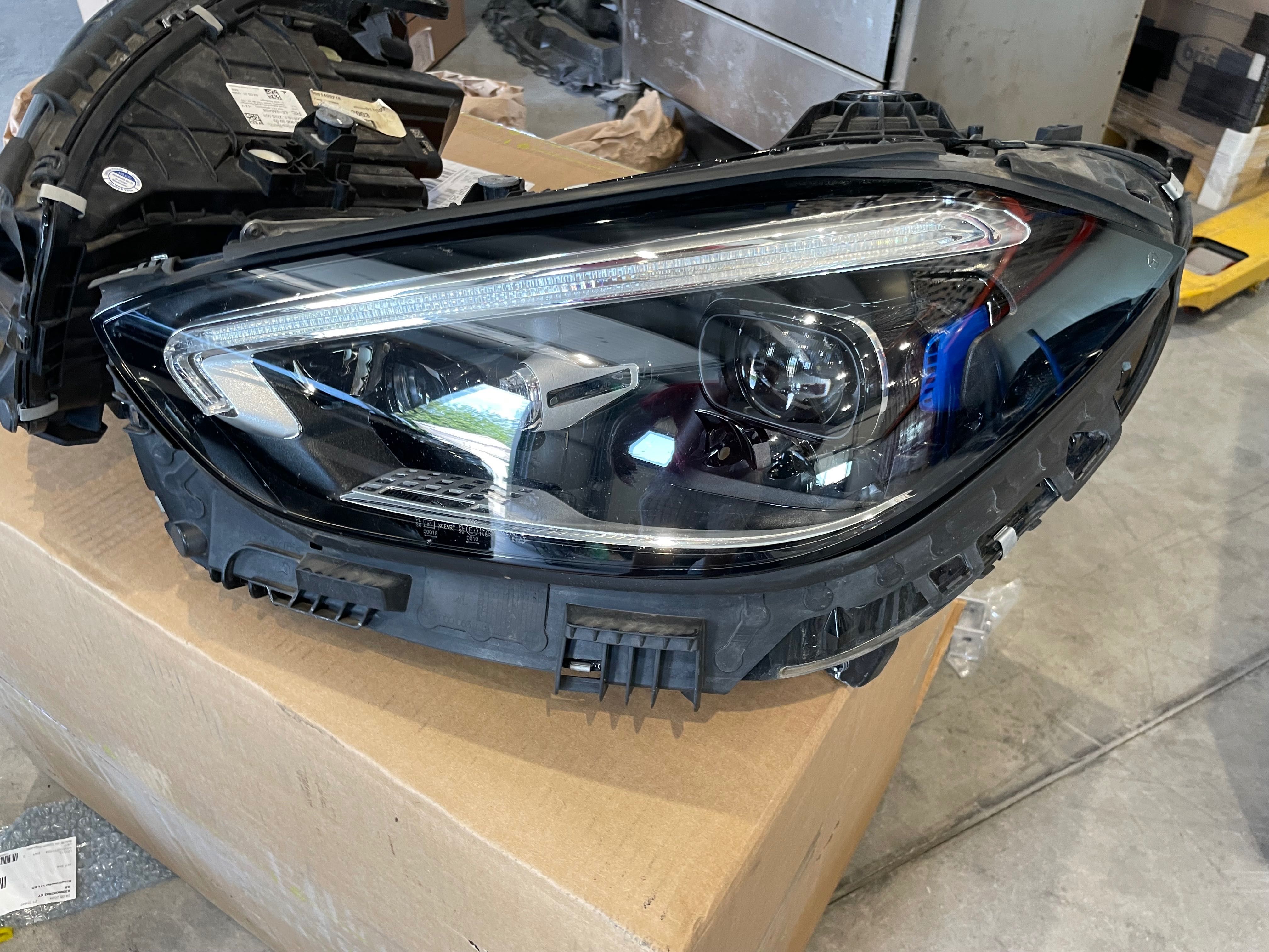Mercedes C Klasse w206 Digital light фарове